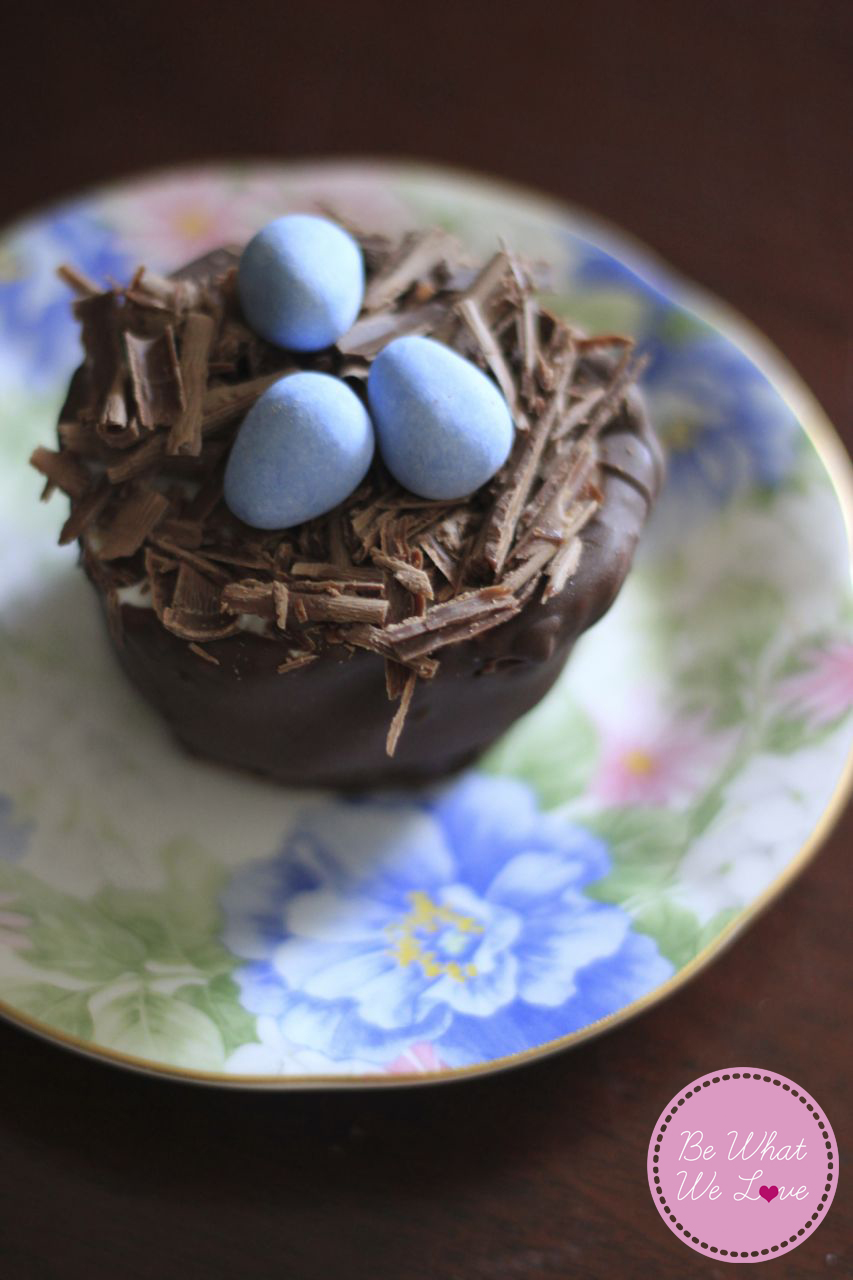 Bird's Nest Ice Cream Cupcake
