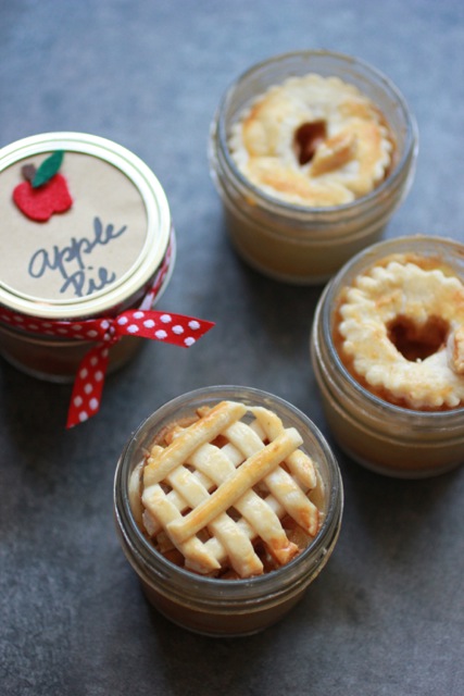 Mini Apple Pie in a Jar
