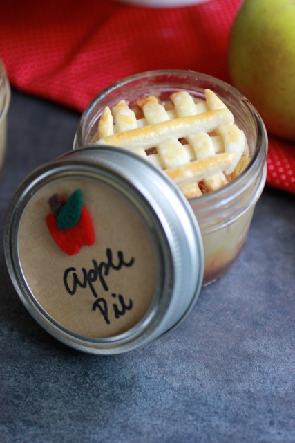 Mini Apple Pie in a Jar